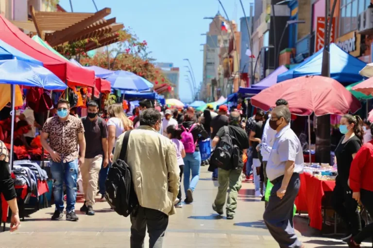 Aumenta la informalidad disminuyendo derechos
